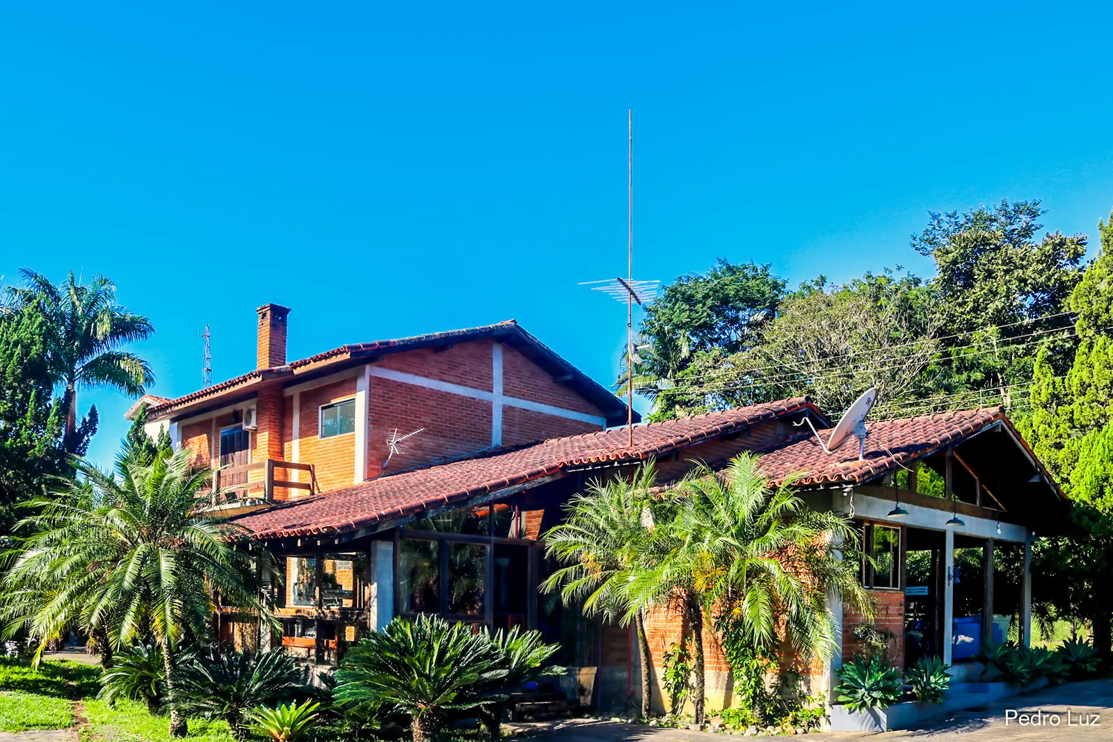 Suíte Família Jardins com vista — pousada pet friendly em Penedo, RJ